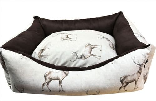Dog Bed Country Stag Settee 84cm x 69cm