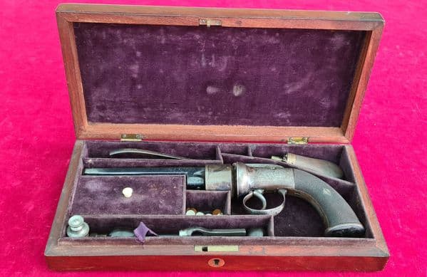 A fine English .36 calibre Percussion 6 shot Transitional revolver, complete in case. Ref 3954.