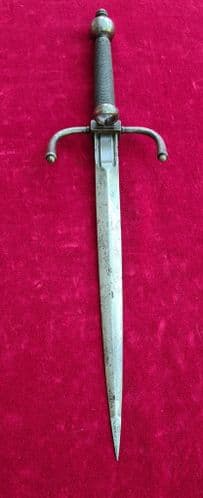 A Main-Gauche or left hand dagger, made in the 19th century in earlier style. for sale.  Ref 3990.