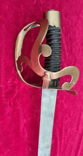 A rare original French Revolutionary era Cavalry sword for sale. Ref 4079.