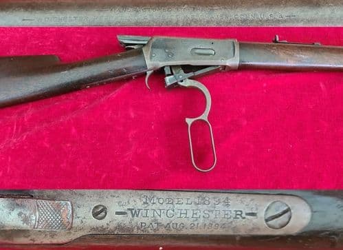 A scarce American Model 1894 .32-40  calibre Winchester Lever action rifle for sale, Ref 3876.