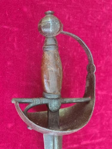 A scarce Main-Gauche or left hand dagger, probably Spanish circa 1700-1750. Ref 3469