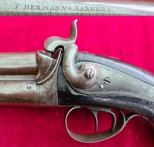 A very rare double barrel .69 cal percussion Howdah pistol made by P. HERMANN of AARBERG. Ref 3451