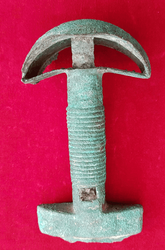 A very rare hilt from a bronze age sword possibly as early as 1500 BC. Ref 1740.
