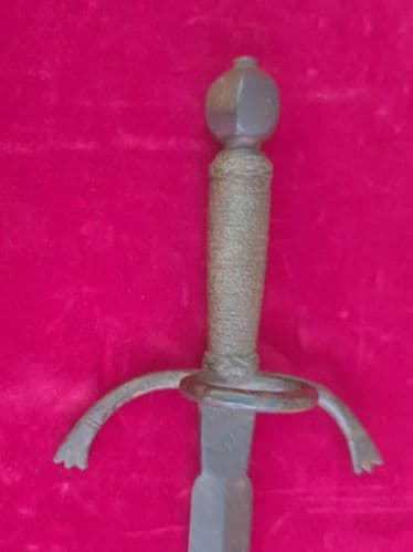 A very rare Main-Gauche or left hand dagger, probably Italian circa 1600-1650. Ref 3495