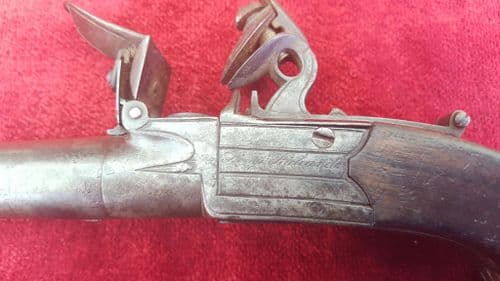 An English flintlock boxlock pocket pistol by Theophilus Richards.  Good condition. C1800. Ref 9552.
