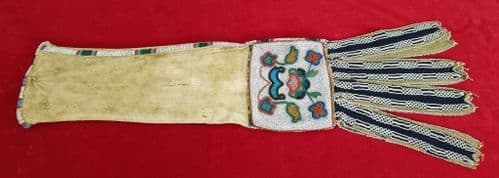 An extremely rare and authentic nineteenth century Native American bead-work bag. Ref 2157.
