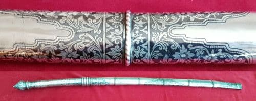 Silver mounted Burmese or Thai Dah /Dha sword. The best one we have ever seen. 37 inches. Ref 1122.