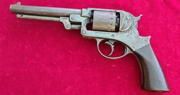 X X X SOLD X X X  American Civil War era percussion revolver. Traces of original finish. Ref 3851