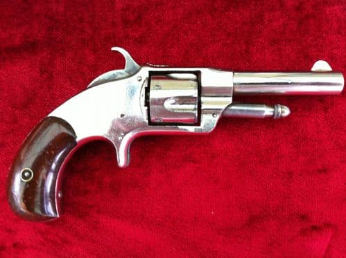 XXXX SOLD XXXX American Revolver .32 Rimfire. Smith's Patent. Excellent condition. Circa 1875. Ref 6991.