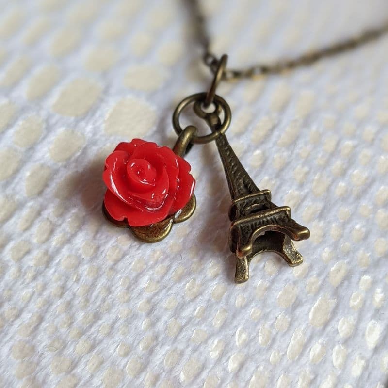 Chic Eiffel Tower & Rose Necklace
