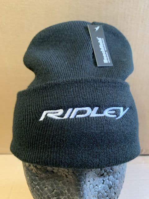 Ridley / Beechfield Beanie Hat Black