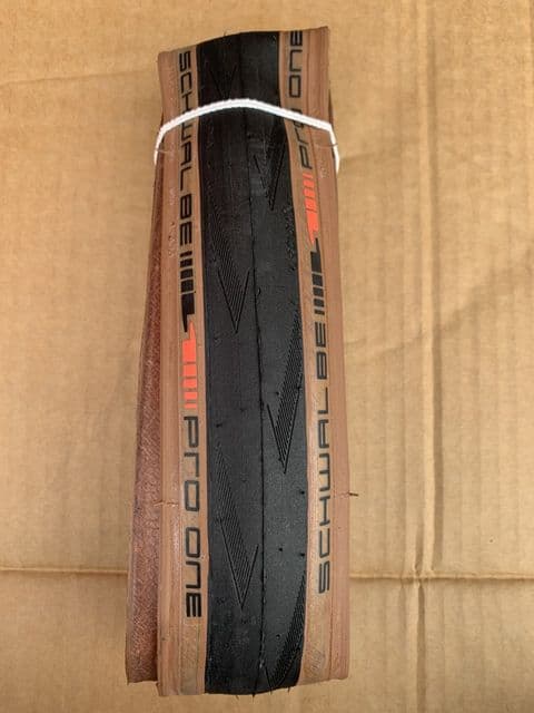 Schwalbe Pro One TLE 700-25c Brown Wall Tubeless Tyre