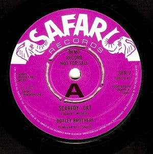 DOYLEY BROTHERS Scaredy Cat Vinyl Record 7 Inch Safari 1975 Demo