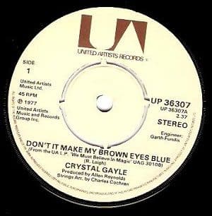 CRYSTAL GAYLE Don't It Make My Brown Eyes Blue Vinyl Record 7 Inch United Artists 1977