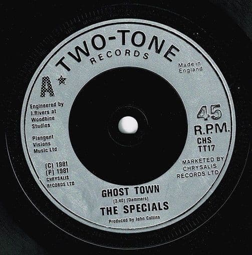 THE SPECIALS (THE SPECIAL AKA) Ghost Town Vinyl Record 7 Inch 2 Tone 1981..