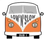 LOW 'N' SLOW Slogan For Retro SPLIT SCREEN VW Camper Van Bus Design External Vinyl Car Sticker 90x80mm