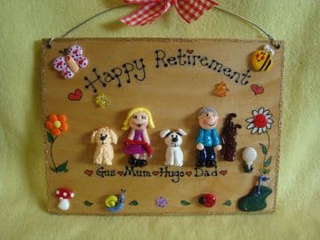 4 CHARACTER LARGE FAMILY SIGN 7 x 5 inches  RETIREMENT PLAQUE PEOPLE PETS ANY PHRASING UNIQUE GIFT