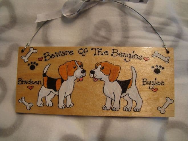 BEWARE OF THE DOG 2 character WOODEN PERSONALISED CHARACTER SIGN kennel PLAQUE HANDMADE Any breed and phrasing