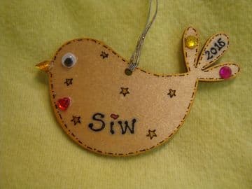 Personalised Wooden Robin Christmas Tree Hanger Decoration Shabby Chic Any Name 2016 or any Year